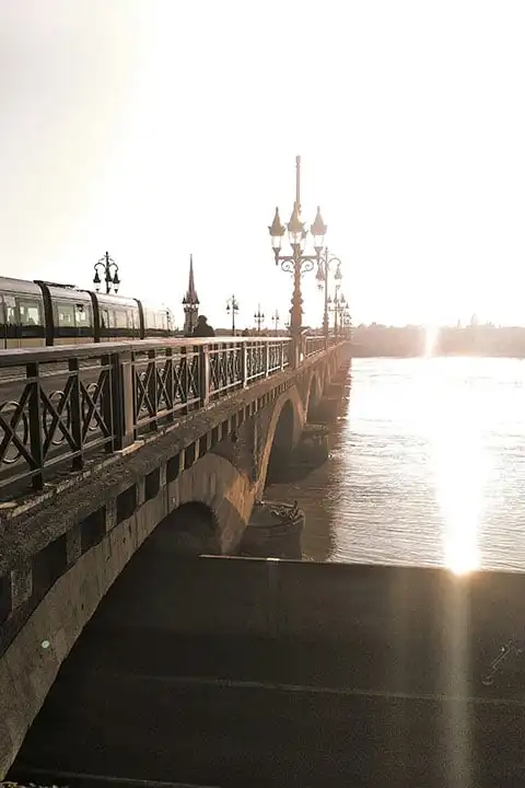 Quays of the Garonne, Bordeaux