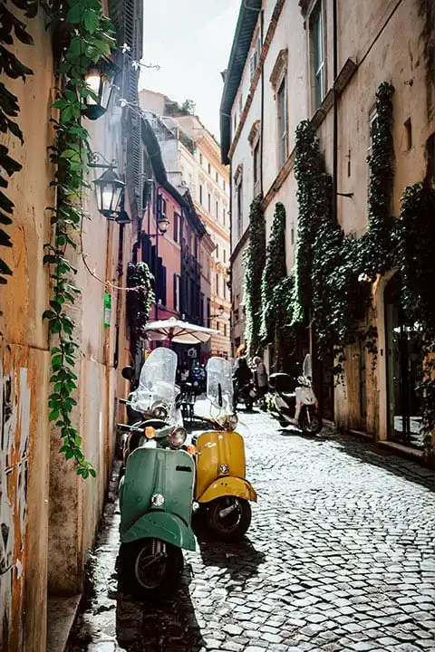 Where to stay in Rome to explore on foot: top best hotels 