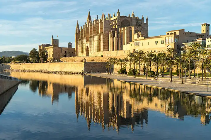 Visit Palma Cathedral