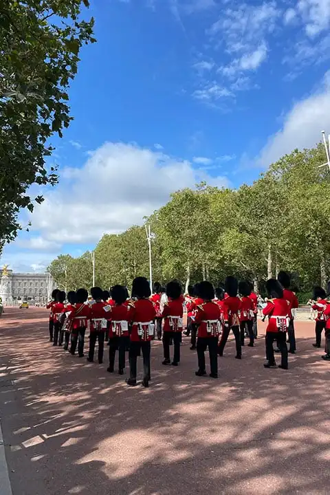 What to see in London in 3 days? Buckingham
