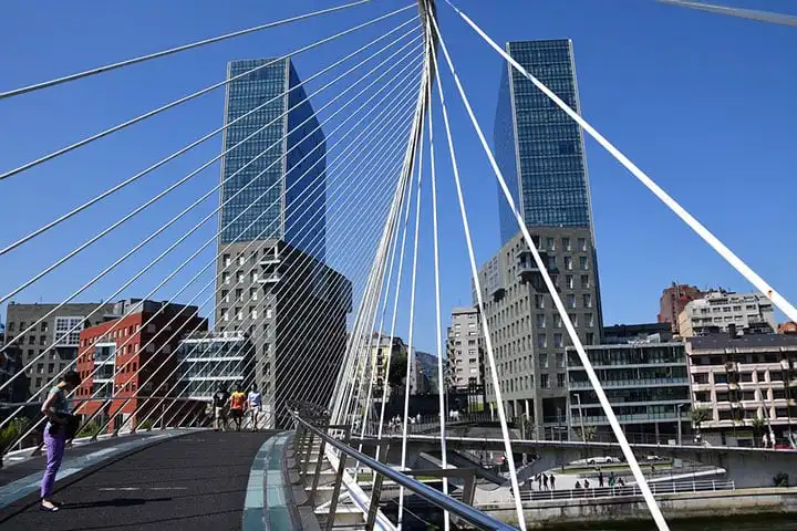 Zubizuri Bridge, Bilbao