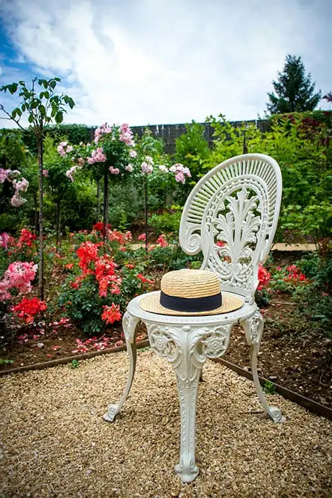 What to See in Dordogne? Villages, Caves and Châteaux