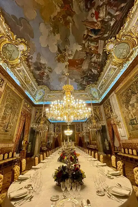 Visit to the Royal Palace