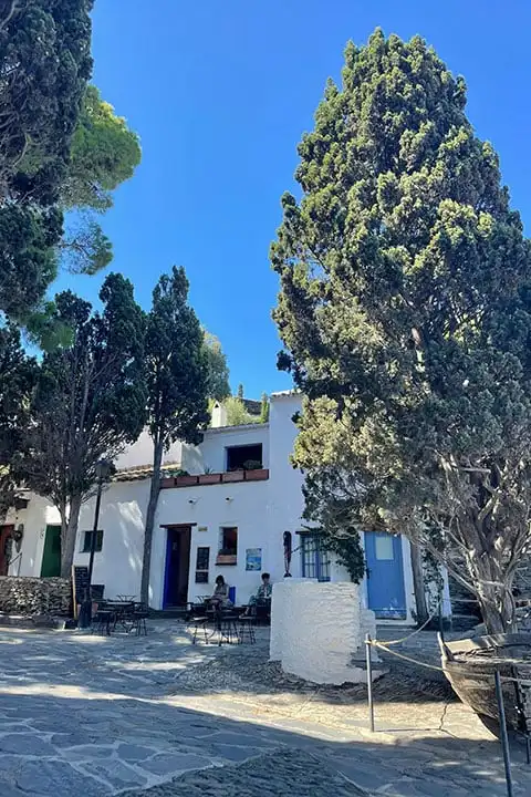 Visiting the Dalí House in Cadaqués