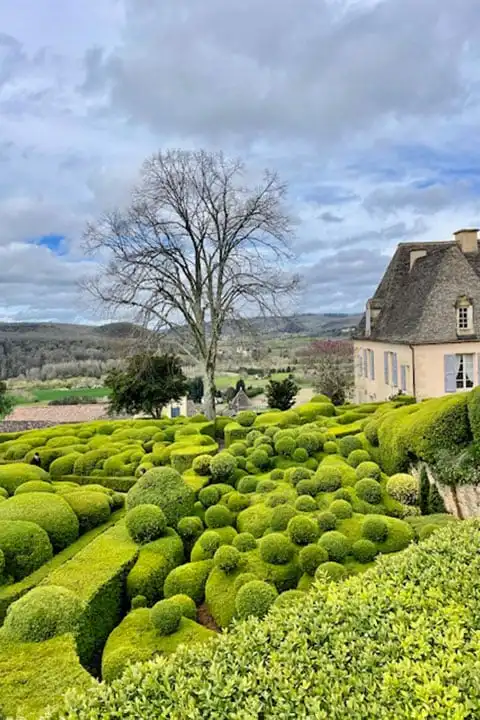 Visit the Marqueyssac Gardens in Dordogne