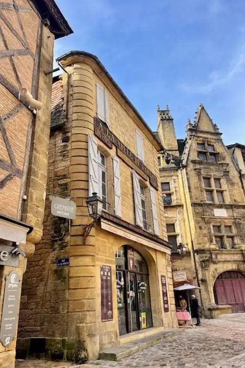 Visit Sarlat in Dordogne