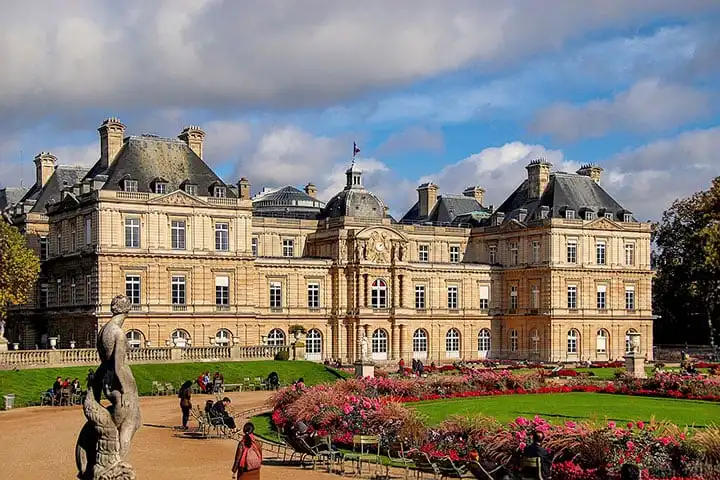 Visit Paris with the family: top activities and must-sees