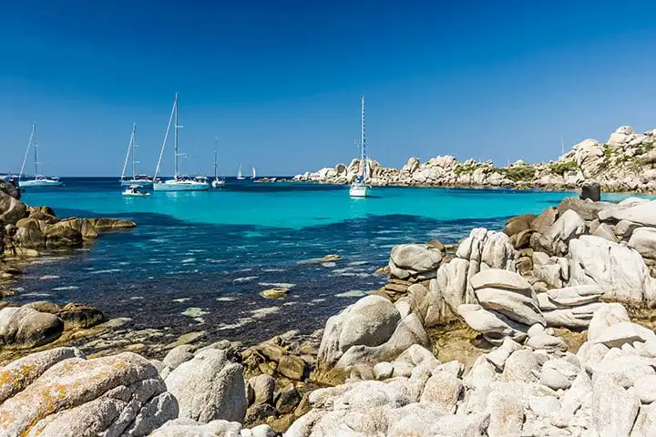 Discover the Lavezzi Islands in Corsica