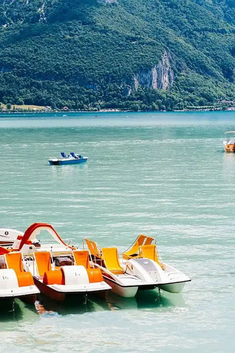 Walk around Lake Annecy
